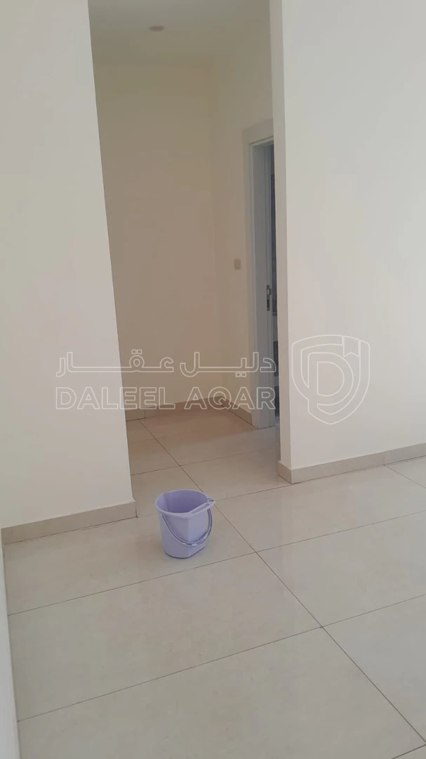 شقة في اراضي غرب عمان - 120,000 دأ - صورة 1